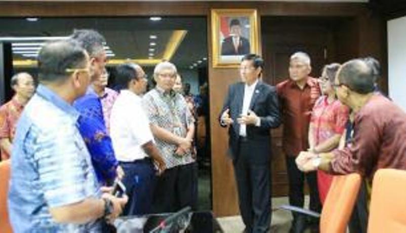 Manado Butuh Sentuhan Teknologi, Wali Kota VICKY LUMENTUT Tandatangani MoU