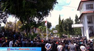 Dua Kubu Kasus Pemecah Ombak Duduki Kantor Kejati Sulut