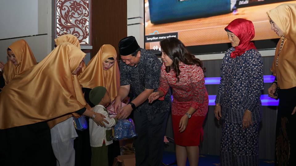 Buka Puasa Bersama 100 Anak Yatim Ini Kata MOR BASTIAN