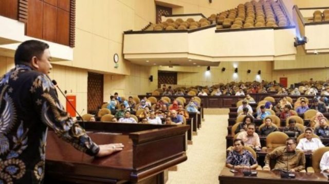 OESMAN SAPTA ODANG, Satukan Dua Pengurus DPP KNPI Melalui 4 Pilar