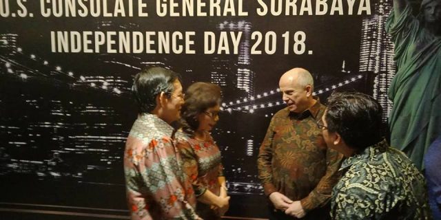 Wali Kota VICKY LUMENTUT Dan Isteri Diundang Dubes AS Menghadiri Ini