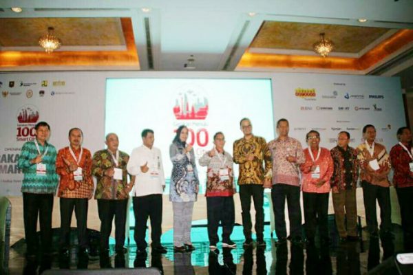 Wali Kota VICKY LUMENTUT Terima Pujian Presiden Jokowi Soal Ini