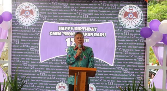 Wabup FRANKY WONGKAR Sampaikan Ini di Ibadah Syukur Jemaat GMIM Sion Raanan Baru