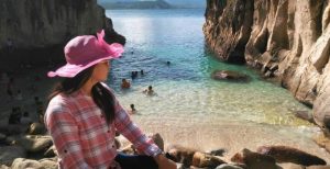 Pesona Luar Biasa Pantai Ini Diapit Dinding Batu Bagaikan Putri Raja