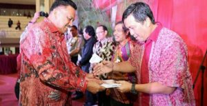 OLLY DONDOKAMBEY Luncurkan Buku di Peringatan Hari Lahir Pancasila