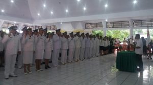 Wabup HELMUD HONTONG Lantik Pejabat Administrator dan Pejabat Pengawas