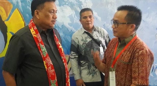 Dino Gobel bersama Gubernur Sulut Olly Dondokambey