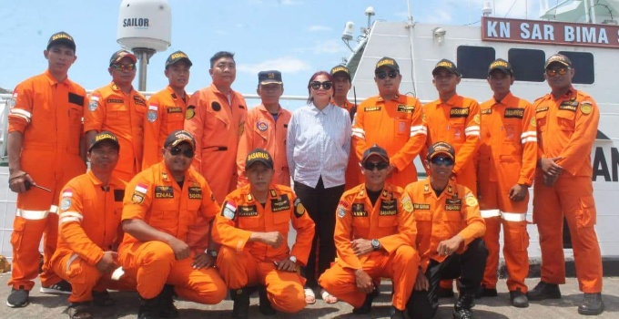 Jumat-Sabtu, Bupati VONNIE PANAMBUNAN Kunjungi 9 Desa di Kepulauan