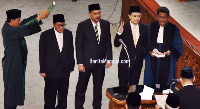 Pengambilan Sumpah Jerry Sambuaga