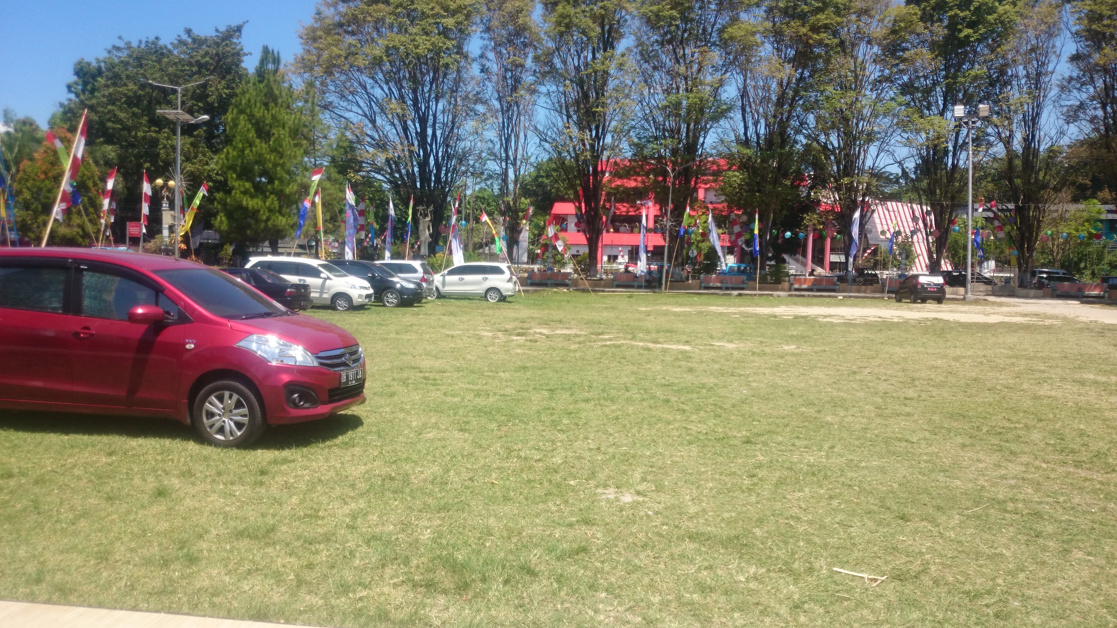 Lapangan Tikala Jadi Tempat Parkir, MONA KLOER: Dishub Jangan Tutup Mata