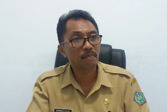 Sopir Angkutan Umum Keluhkan Antrian di SPBU Tahuna