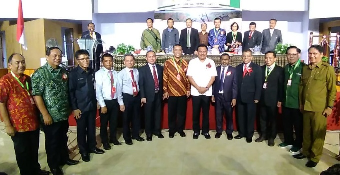 Gubernur OLLY DONDOKAMBEY Buka Konferensi Nasional V GMAHK 10 Gubernur OLLY DONDOKAMBEY Buka Konferensi Nasional V GMAHK