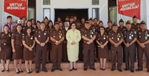 Kunker ke Minut, Kajati ROSKANEDI Disambut Kajari RUSTININGSIH