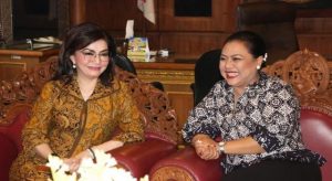 Bupati TETTY PARUNTU Kunjungi Tabanan Bali, Tinjau Pengolahan Minuman Beralkohol