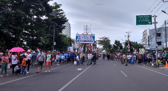 Antusias Masyarakat Tinggi, Jalan Pierre Tendean Padat