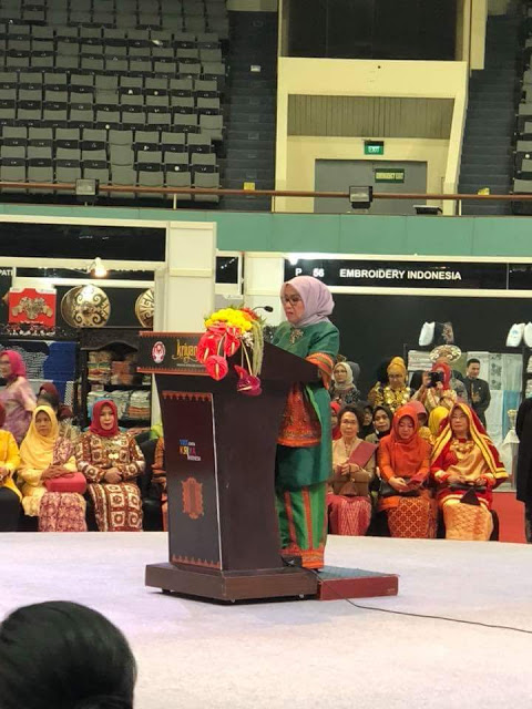 Rita Tamuntuan Hadiri Pembukaan Pameran Kerajinan Nusantara Kriyanusa 2018