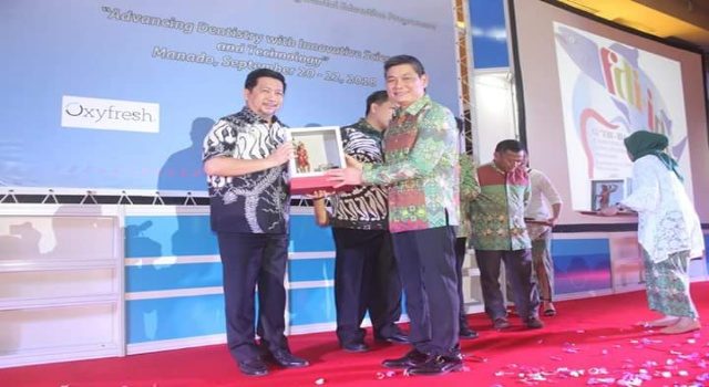 Wakili Vicky Lumentut, Mor Bastiaan Hadiri Seminar Dokter Gigi Internasional