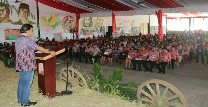 James Sumendap Tegaskan Kumtua Jangan Perkaya Diri dengan Dana Desa 8 James Sumendap Tegaskan Kumtua Jangan Perkaya Diri dengan Dana Desa