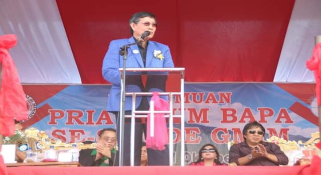 HUT ke-56 PKB Sinode GMIM, Vicky Lumentut Minta Pemerintah Bantu Harga Kopra