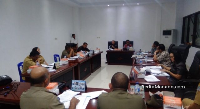 Pansus DPRD Manado Bahas Ranperda Ketertiban Umum bersama Eksekutif 8 Pansus DPRD Manado Bahas Ranperda Ketertiban Umum bersama Eksekutif