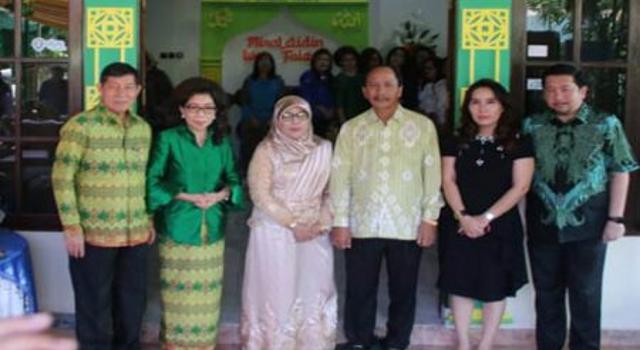 Vicky Lumentut dan Mor Bastiaan Safari Idul Fitri 1 Syawal 1439 Hijriyah