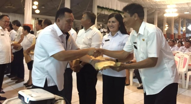 Robby Dondokambey: Gunakan Dana Desa Dengan Baik dan Benar