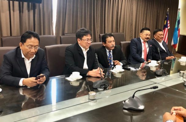 Andrei Angouw Dampingi Olly Dondokambey Bertemu Menteri Malaysia di Sabah 8 Andrei Angouw Dampingi Olly Dondokambey Bertemu Menteri Malaysia di Sabah