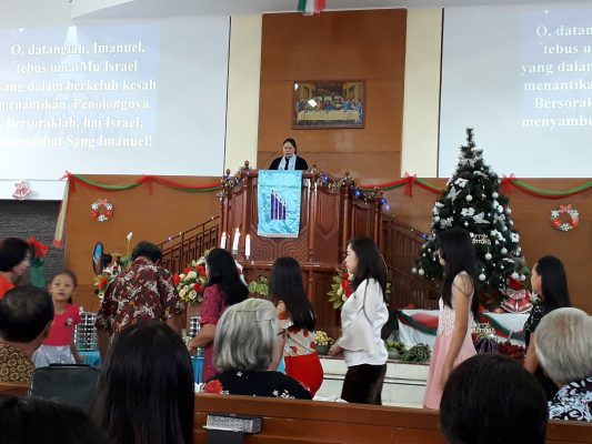Khotbah Pdt Veronika Sendow: Sambut Natal Akhiri Perselisihan