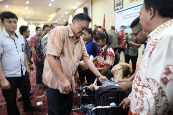 Ini Angka Kepuasaan Publik kepada Gubernur Olly Dondokambey Berdasarkan Survei Poltracking