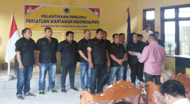 Ini Susunan Pengurus PWI Minsel Periode 2018-2021