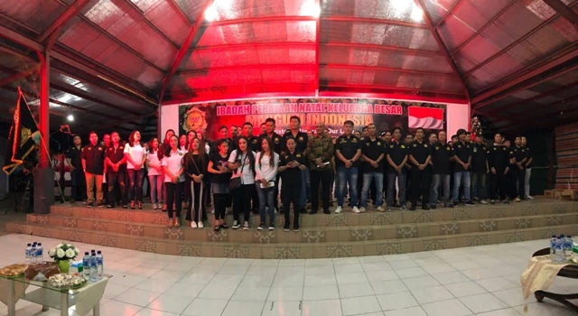 Keluarga Besar Manguni Indonesia Tondano Gelar Natal Bersama