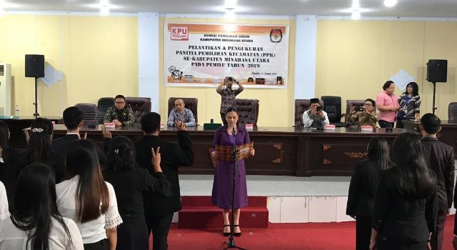 KPU Minut Lantik 20 Anggota PPK Tambahan