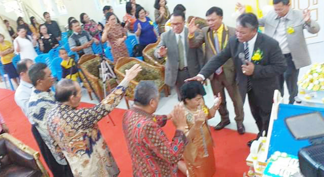 Sosok Olfiane Kristien Timbuleng Dicintai Masyarakat, Didoakan Hamba Tuhan