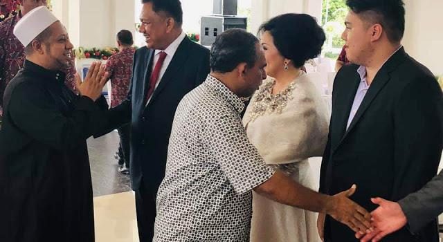 Pemprov Sulut Doakan Korban Bencana Palu dan Banten-Lampung dengan Pasang Lilin di Pisah Tahun