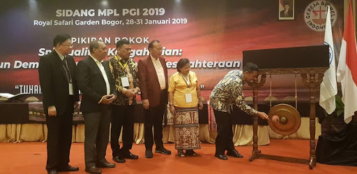 Dihadiri Olly Dondokambey, Menteri Agama Buka Sidang MPL PGI