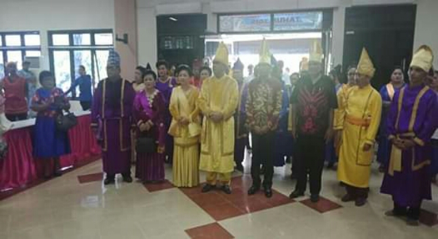 Mehengke Nusa Gelar Tulude Di Jayapura Dihadiri Bupati Jabes Gaghana