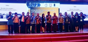 Tantangan Besar Bangsa Indonesia Terungkap di Seminar Alumni Unsrat Jabodetabek dan Bandung