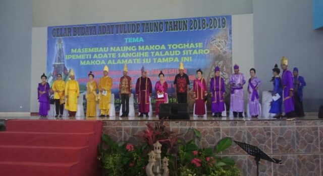 Mehengke Nusa Gelar Tulude Di Jayapura Dihadiri Bupati Jabes Gaghana