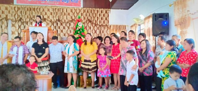 Khotbah Pnt. Merry Maniku: Anak Minta Makan Mama Update Status