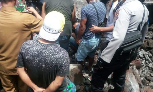 Tertimpa Batu, Seorang Penambang Tewas Ditempat