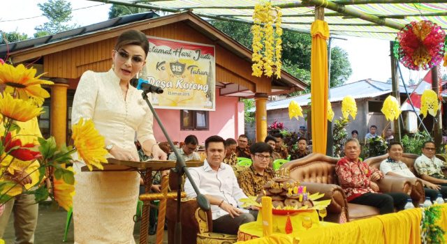 Bupati Tetty Paruntu Sampaikan Hal Ini di Perayaan Hari Jadi Desa Koreng