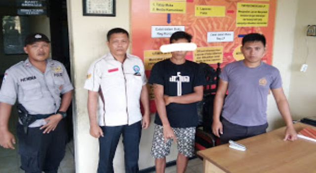 Cekik Leher Istri, Lelaki Ini Diamankan Polisi
