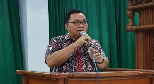 Robby Dondokambey Hadiri Ibadah di Jemaat GMIM Riedel Wawalintouan 8 Robby Dondokambey Hadiri Ibadah di Jemaat GMIM Riedel Wawalintouan