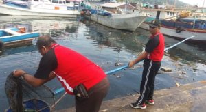 Hari Peduli Sampah, Kapolres Bitung Pimpin Jajarannya Lakukan Ini