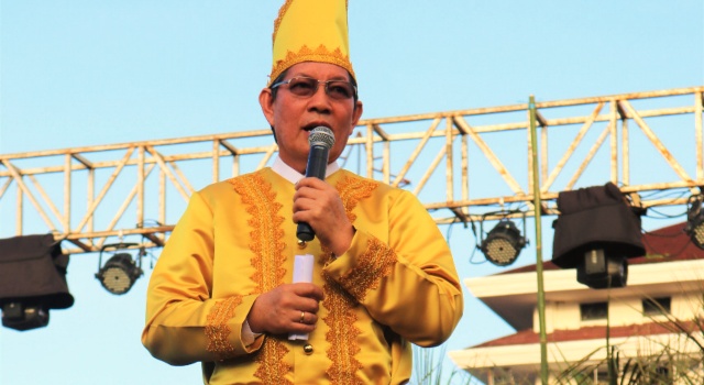 Vicky Lumentut: Tulude Kota Manado Tahun 2019 Spesial