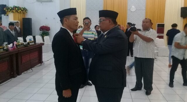 PAW Ahmad Nur Antarani Bintaher Resmi Jadi Anggota DPRD Sangihe 8 PAW Ahmad Nur Antarani Bintaher Resmi Jadi Anggota DPRD Sangihe