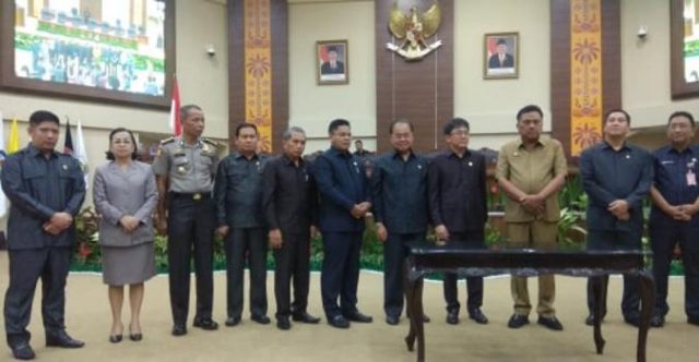 DPRD Sulut Paripurna Penetapan Propemperda dan Peraturan Tata Tertib