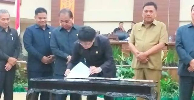 DPRD Sulut Paripurna Penetapan Propemperda dan Peraturan Tata Tertib