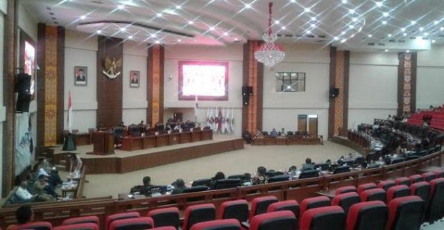 DPRD Sulut Paripurna Penetapan Propemperda dan Peraturan Tata Tertib