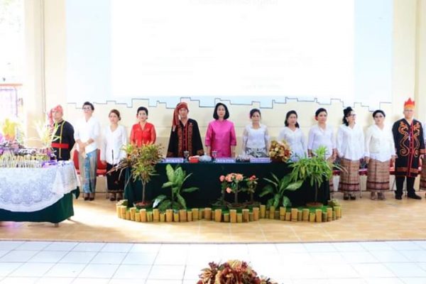 FIB Unsrat Dies Natalis ke-54, Rektor Beri Perhatian Khusus Prodi Sastra Indonesia 8 FIB Unsrat Dies Natalis ke-54, Rektor Beri Perhatian Khusus Prodi Sastra Indonesia